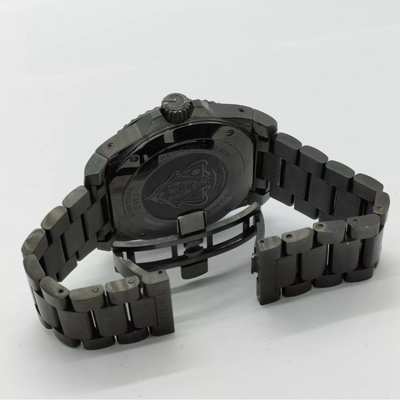 Gucci Men’s Watch - Picture 5 of 9